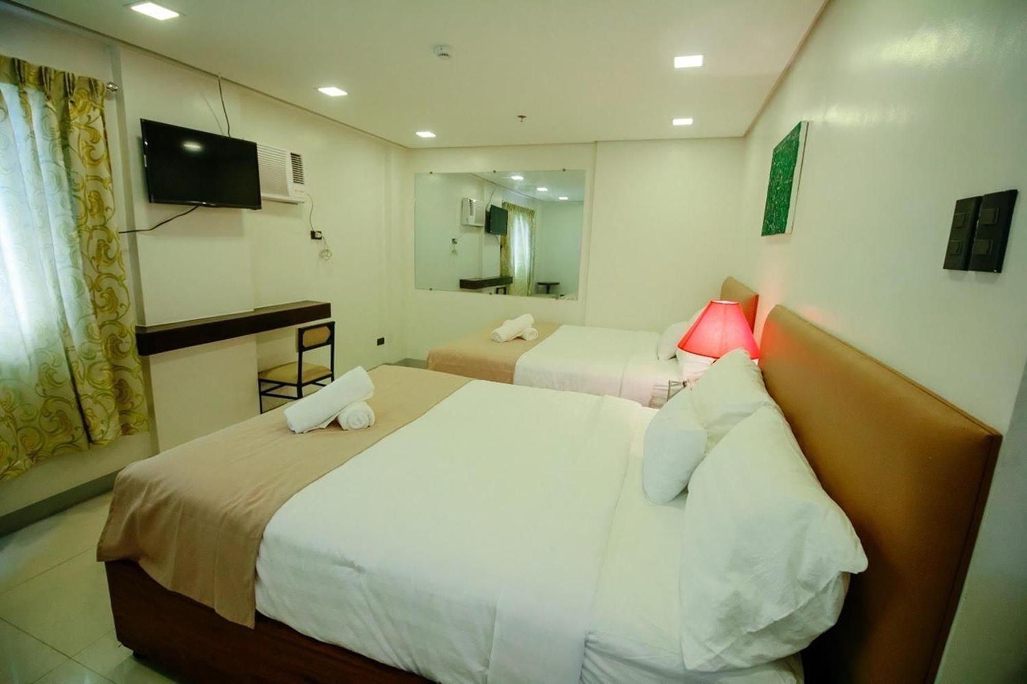 Belltower Csheli Suites Bantay - Vigan Luaran gambar