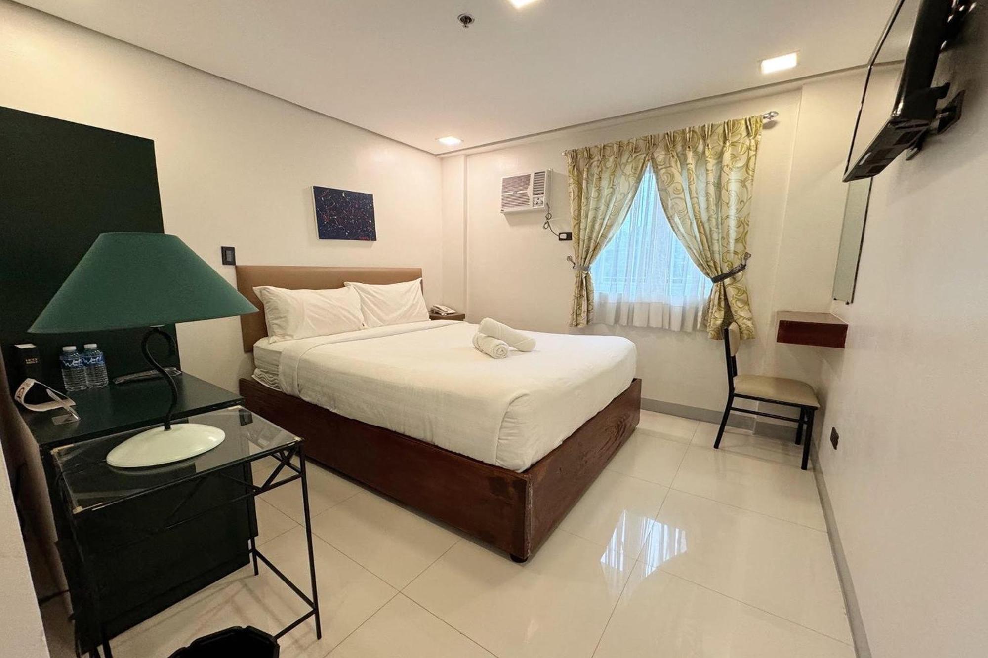 Belltower Csheli Suites Bantay - Vigan Luaran gambar