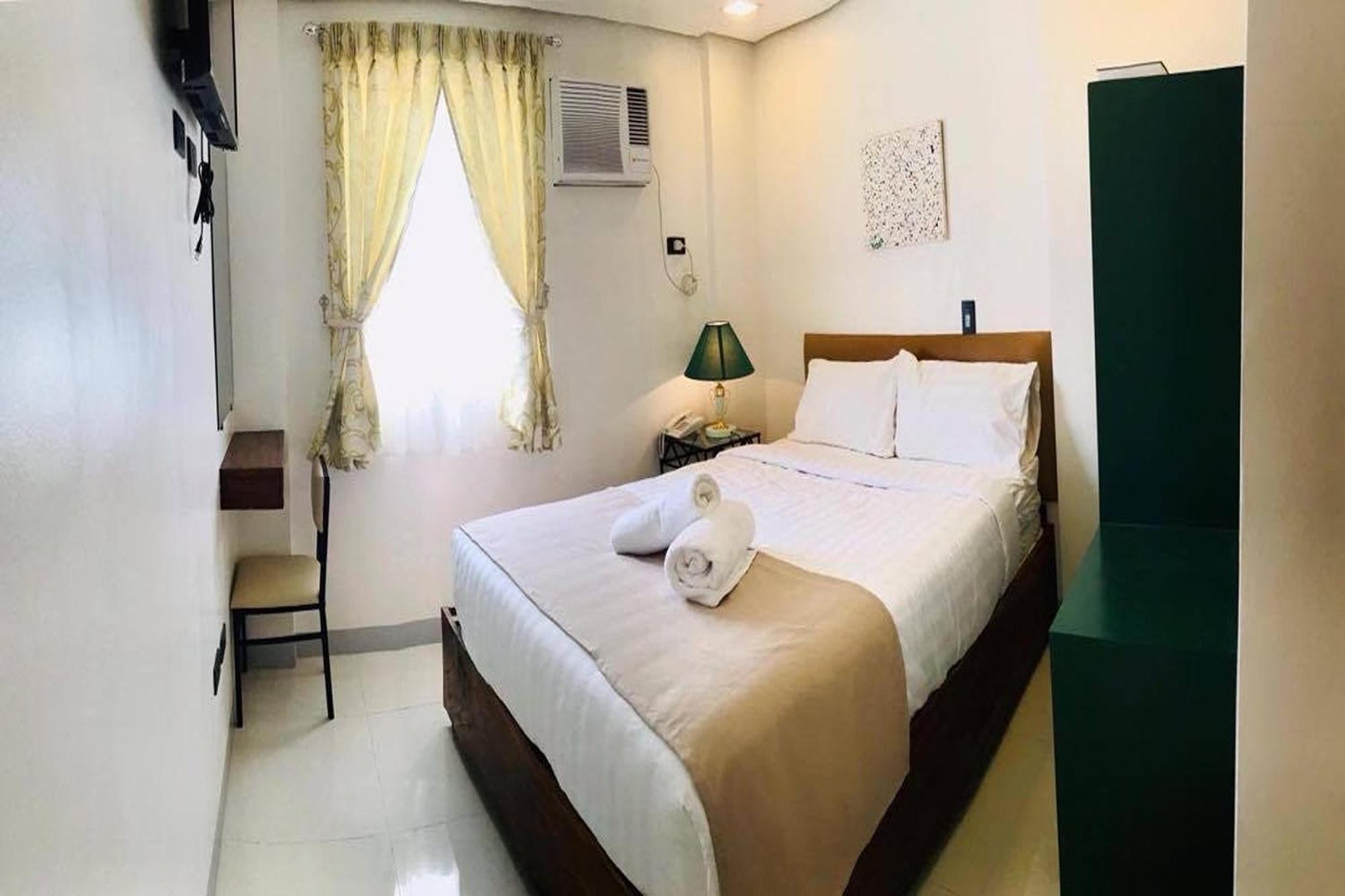 Belltower Csheli Suites Bantay - Vigan Luaran gambar