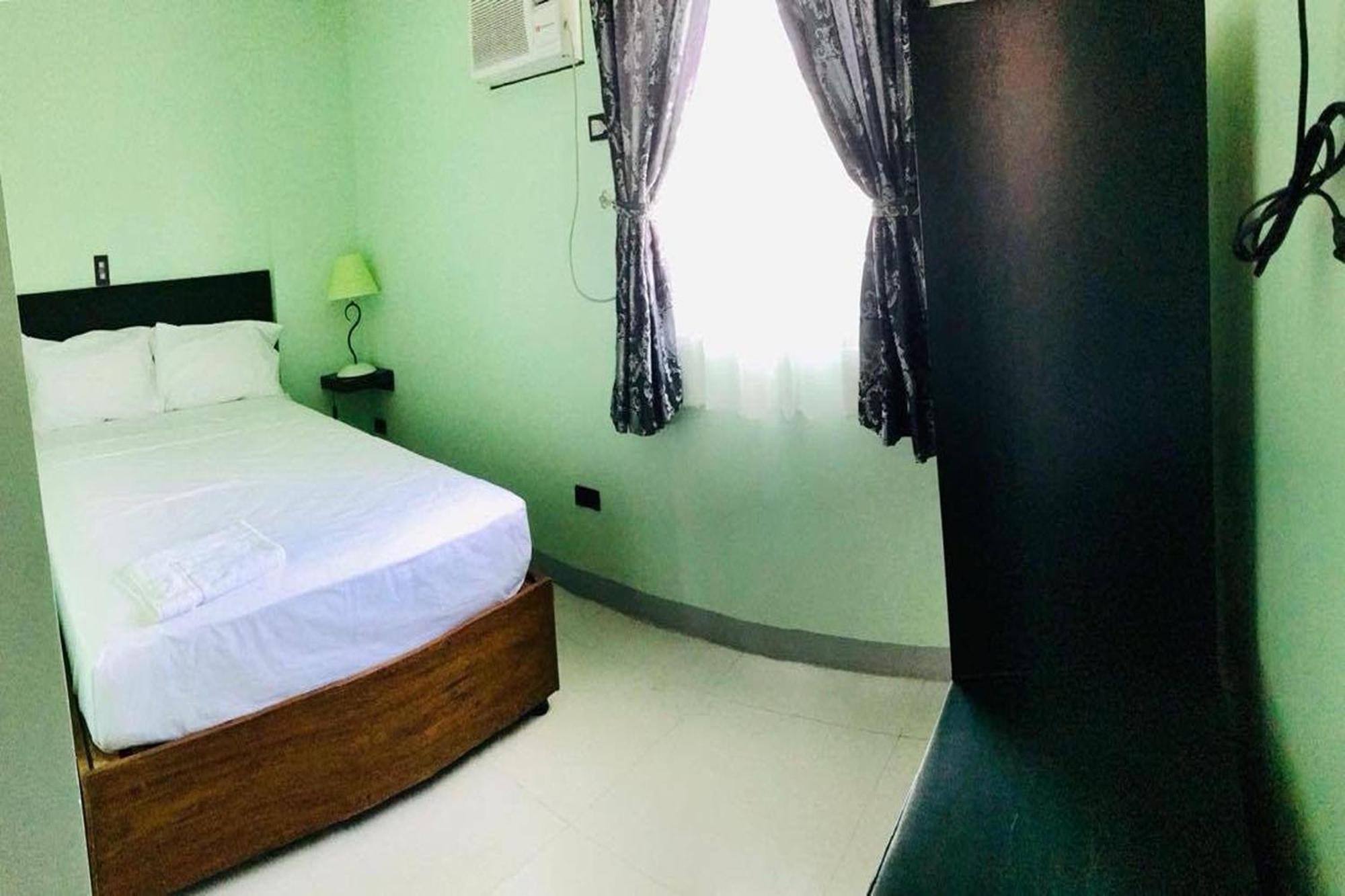Belltower Csheli Suites Bantay - Vigan Luaran gambar