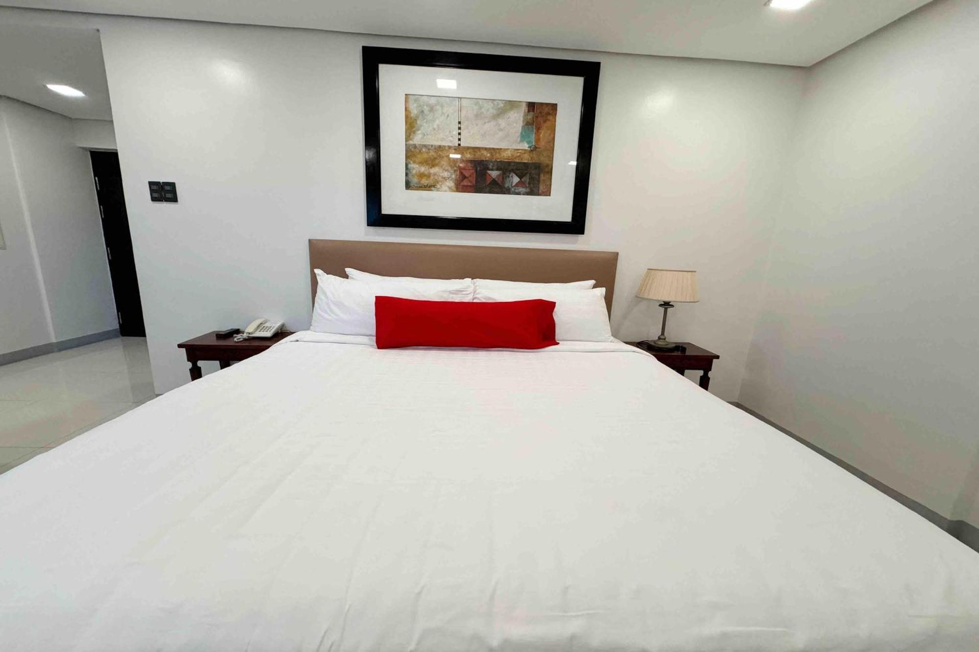 Belltower Csheli Suites Bantay - Vigan Luaran gambar