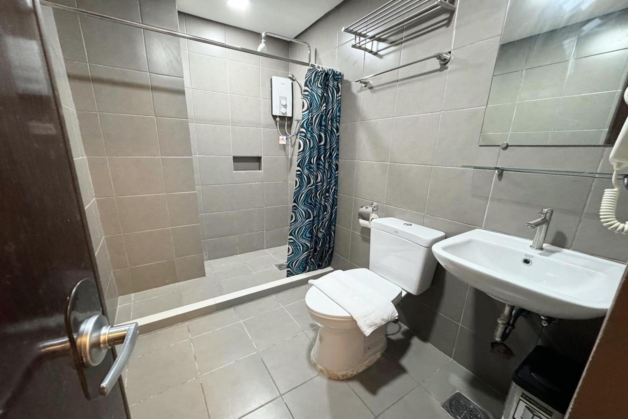 Belltower Csheli Suites Bantay - Vigan Luaran gambar