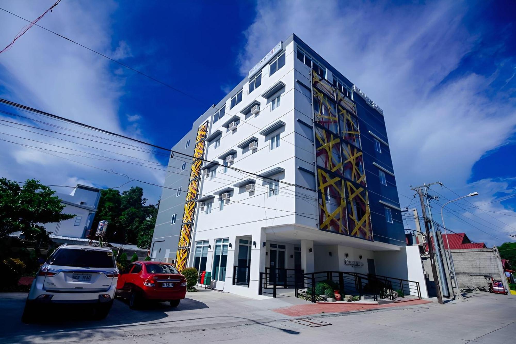 Belltower Csheli Suites Bantay - Vigan Luaran gambar